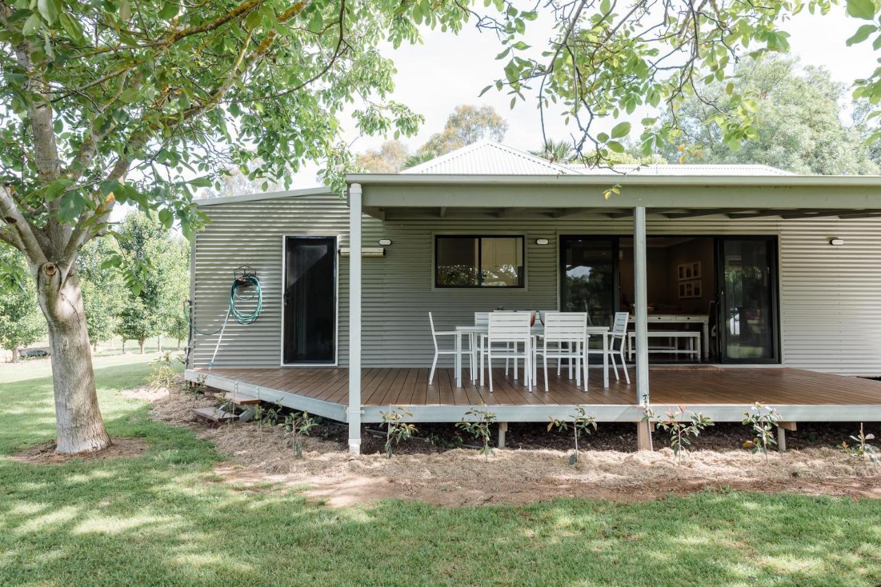 Walnut Tree Cottages Whorouly Exterior foto